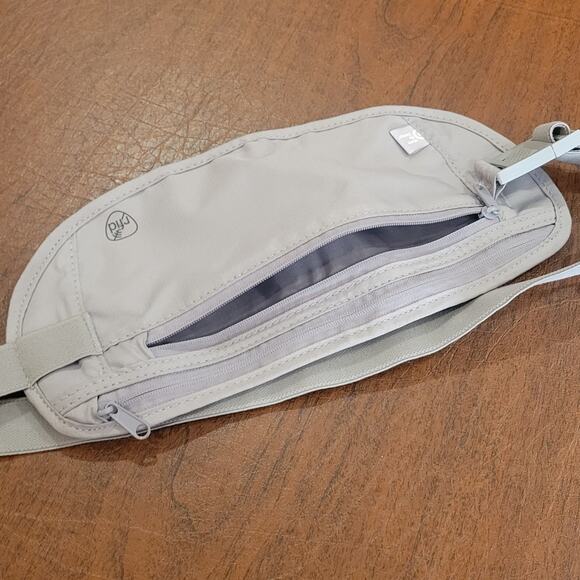 Made By Design RFID Blocking Anti Theft Belt Wallet Gray Up To 38" New, no tags - Picture 9 of 9